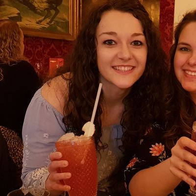 rebeccabrowning's profile picture. loading...please wait...