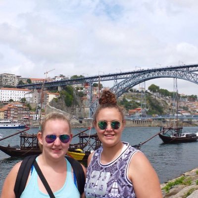 JulieDaSilva19's profile picture. 