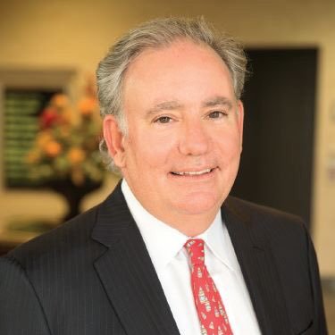 Dr.Dean and his team dedicate themselves to the comfort of their patients while utilizing state of the art techniques.