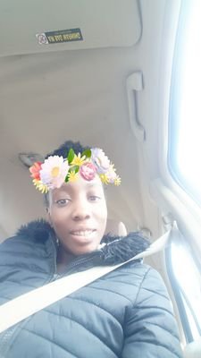 PierreGuetchina's profile picture. Suis fière de moi célibataire engagée drôle parfois timide etc.