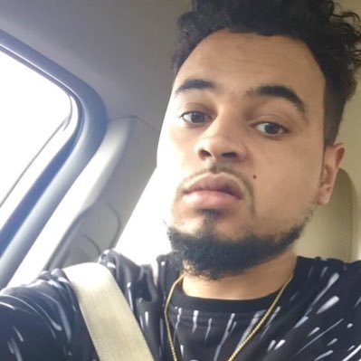 dame95_'s profile picture. Loading...