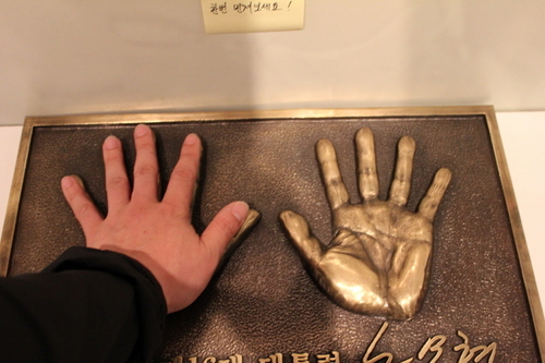 democright's profile picture. 열 세살 인생들과 하루하루....^^