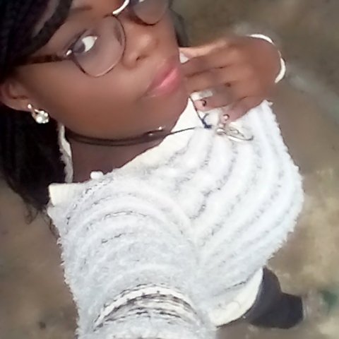 SanthiAkena's profile picture. Camerounaise de Nationalité 
Étudiante en Droit 
Journaliste,Reporter