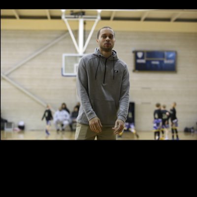 Father, Husband, Son, Brother and Uncle. Coach of the HoopNation basketball program out of the Toledo, Ohio area.