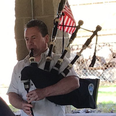 Retired New Jersey police officer...Bagpiper since 2001. #JeepWranglerGuy