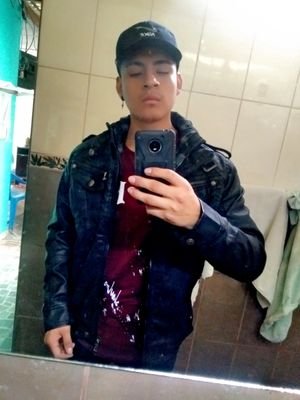 willy62643417's profile picture. 