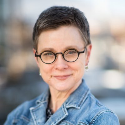 Founder, CEO, author of “Remote Together,”“EMDR Essentials,” and co-author of “EMDR Therapy and Somatic Psychology” 📚 @EMDRSAVESLIVES 💚