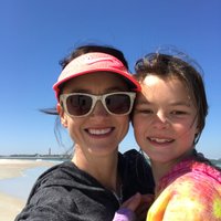 Hally Bach (@bachhally) 's Twitter Profile