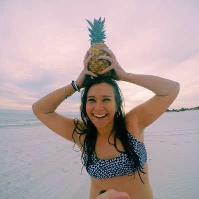 Life is short and the world is wide, all i want is to make some memories. My Personal Travel Journal. Follow along if ya want! 🍍