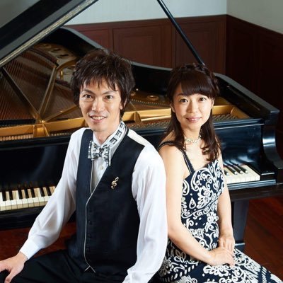 伊賀あゆみ&山口雅敏ピアノデュオさんのプロフィール画像