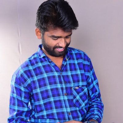 rinkeshchaturv1's profile picture. Love to make people laugh , Enjoying each and every moment 😊