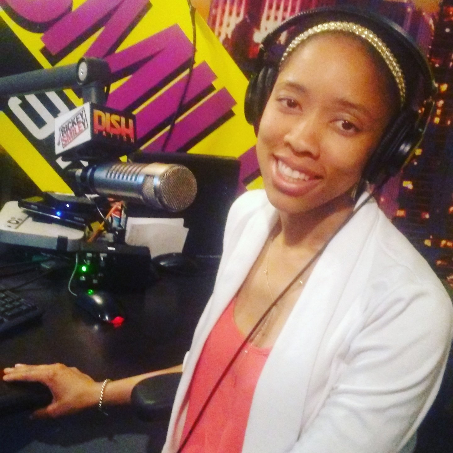 theventhouse's profile picture. Radio is my 💘 🎤🎧🙉#CSB👌😏||FAITH🙏😇FOOD🍜FUN🎶 💃 FALCONS FOOTBALL🏈🚩#RISEUP IG:@theventhouse