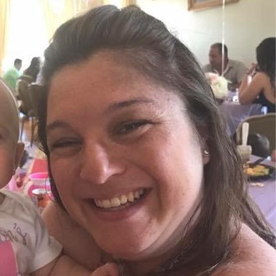 teachermom830's profile picture. Mom, teacher, wife and Pinterest queen 👩🏻‍🏫🤱🏻👫👸🏻