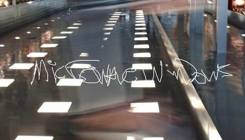 MicrowaveWindows, Experimental Minimal Sound Artist!! ..:..:.. 
http://t.co/LpoBqb17
http://t.co/VWF01QaW