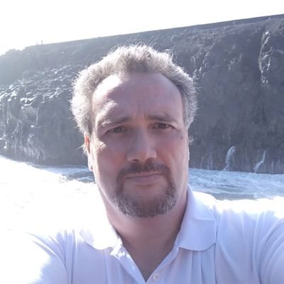 Instructor del RCP-Tour ESPAÑA, Presidente de Cardiolatidos ONG, Instructor de Seguridad y Emergencias.💗