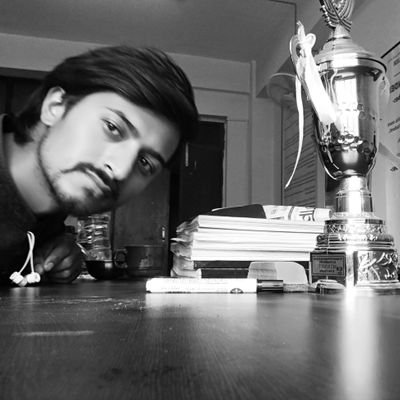 FUwXolDQMC8toDo's profile picture. civil engineer