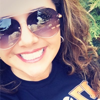 andrea_ness's profile picture. Marketing Executive | Talks about #marketing, #digitalmarketing, #socialmedia, #analytics and #marketingstrategy