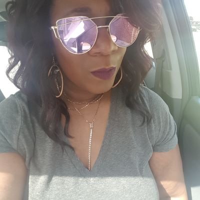 anaturaltwist's profile picture. Natural Hair and Nail Polish  Lover.Handbag Hoarder. Mom. Wife. Lip Gloss Junkie. Turbofire Fanatic. Blogger. Vlogger.