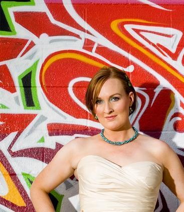 A clever wedding photographer for unconventional couples. Newlywed, Bengal (cat, not tiger) enthusiast, junkfood connoisseur & Austin lover.