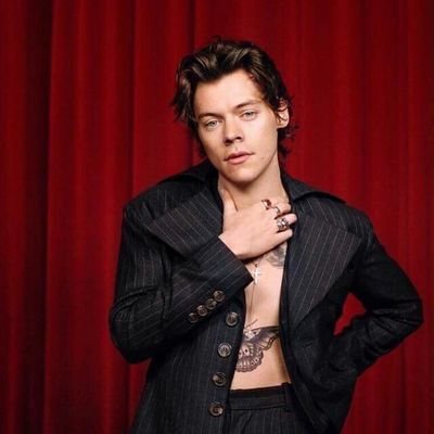 almightykingljp's profile picture. always 5/5 in my heart and playlist