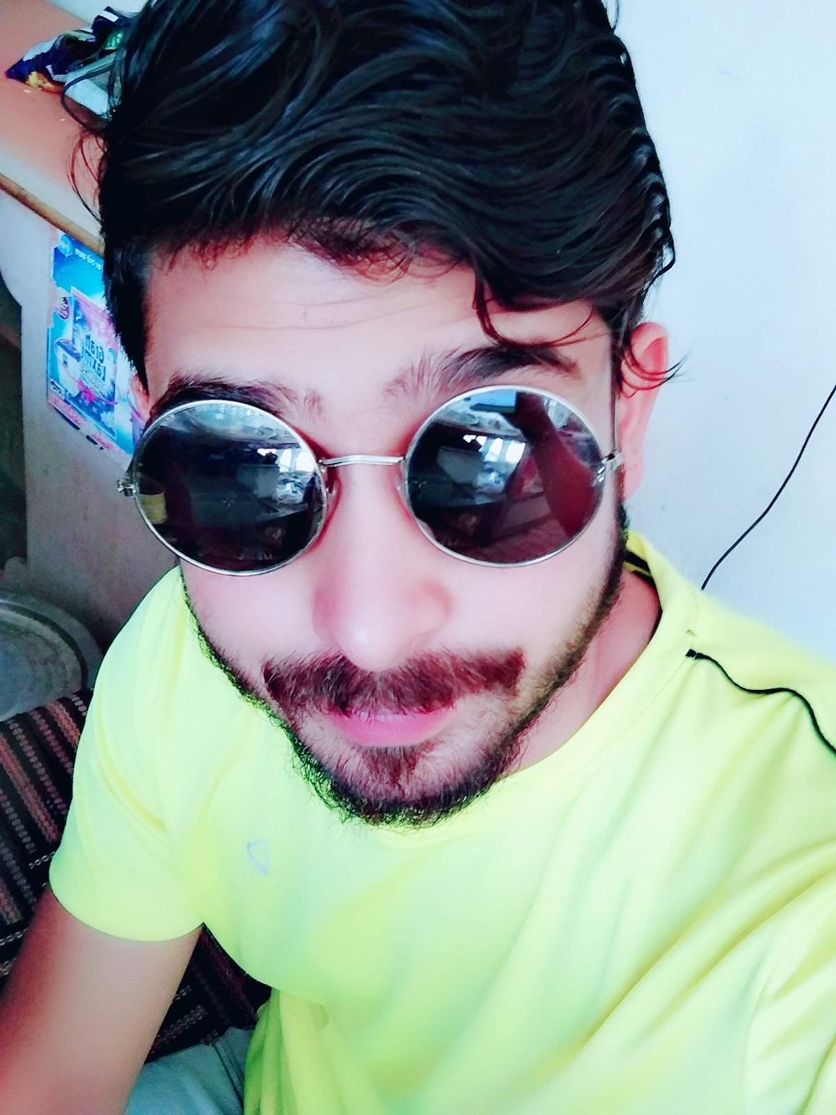 Hemants59080305's profile picture. भगवान का बंदा हु,हिन्दू हु,भारतीय हु,और मानव जाति से  हु।