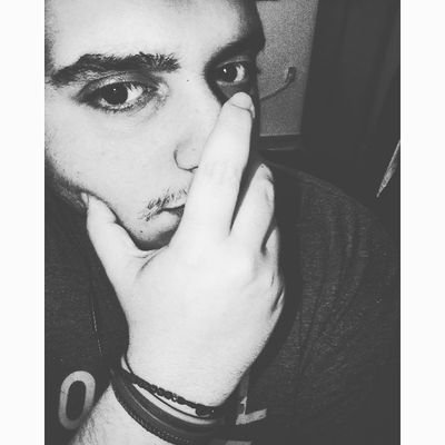 I love and hate people, despise the colour orange and adore masterminds who offend stupidity
