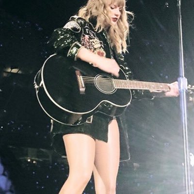 Reputation tour Minnesota night 2 // tumblr & instagram: taylorssquad13 // 1989 tour Illinois night 2