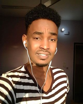 Charmarke9's profile picture. 