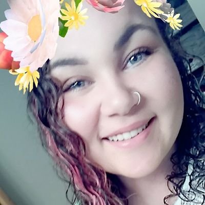 alliebugg95's profile picture. 