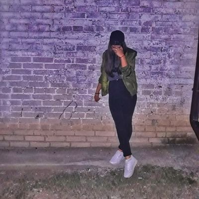 toribariak's profile picture. happy and free🍃