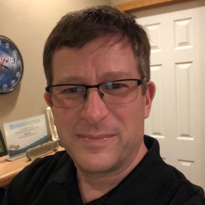 Farm Boy from Illinois. Go Illini! Pioneer Strategic Account Manager. Opinions are my own.