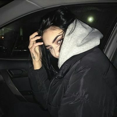 thriftshopwine's profile picture. Tous des pussy, ça me rassure de mdire qu'ils se reproduiront jamais entre eux.