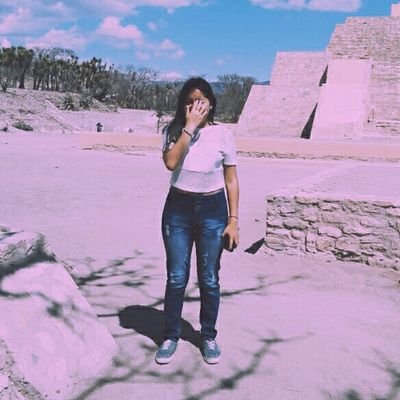 yuridiapdc's profile picture. Siempre positiva.
#Caballeros
