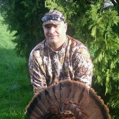die hard bow hunter and former firefighter/emt 
28 years hunting experience and 75 deer harvested to date. Disabled now due to degenerative disk disease.