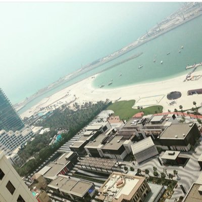 Le_R_36's profile picture. 