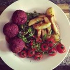 Cooking homemade vegan food from Sunny Manchester - if anyone rich is looking for a personal chef, feel free to contact 🧐