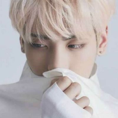 sheeruun's profile picture. 32 ♂️ 🏳️‍🌈 🇵🇱
My profile is mostly SHINee and whatever fandoms I've gotten into recently. 
I repost nsfw fanart, so don't follow me if you don't like it.