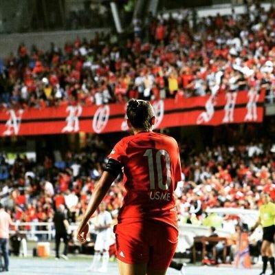 Nuestro único objetivo es apoyar a @AméricadeCali con el naciente fútbol femenino. Somos una cuenta de seguidores/as. #DiablasRojas. #SiempreEstuvimosAquí