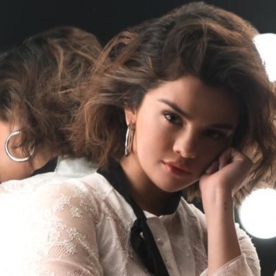 jb_imvotingfor's profile picture. Justin Bieber and Selena Gomez 💜