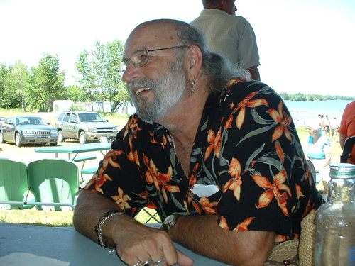 misfitguy's profile picture. Baha'i, world citizen, opiner, ponderer, biker, husband, American, Misfit