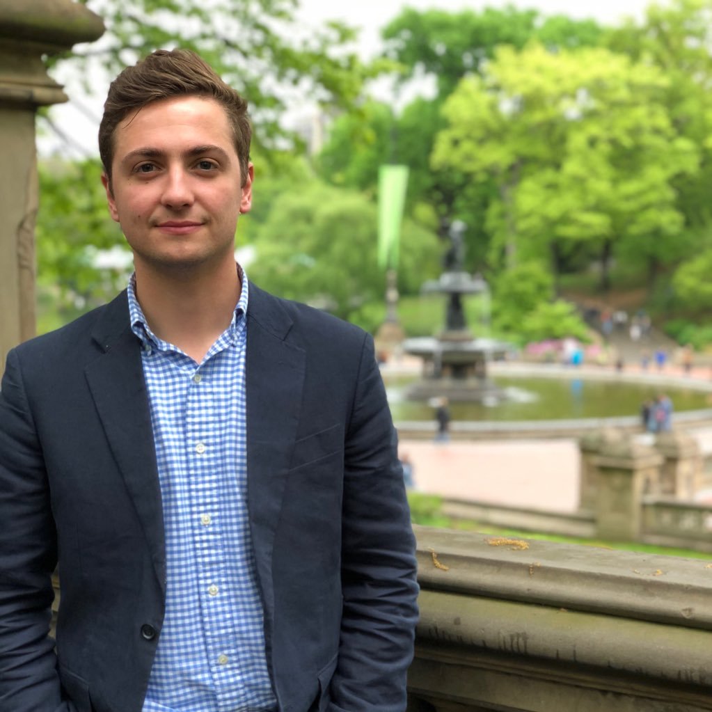 MicoVasil's profile picture. Internal medicine PGY-3 @TuftsMedicalCtr | MD @JeffersonUniv |Aspiring Hem-Onc doc | prior: Janssen Pharmaceuticals of Johnson & Johnson 🇦🇱🇺🇸