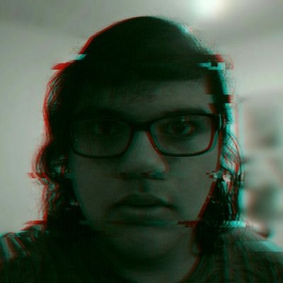 RussianPlkachu's profile picture. kinda artsy ngl