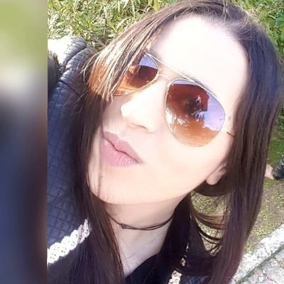 la taj3al ahlamac ardan yudaso 3alayiha bal sama2an yas3ubo lwosulo ilayiha