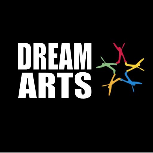 Transform young lives fusing arts and therapy.
