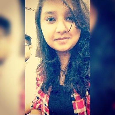 poorvishajindal's profile picture. Caution!