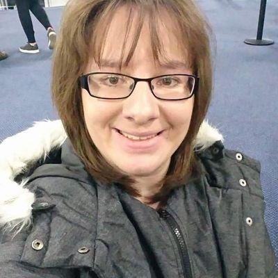 I'm a cool gentle lady, I love to make friends and I like reading novel, I love to make friends with a very honest and trustworthy human