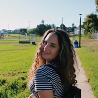 Becca Bloch(@PacWestGizborit) 's Twitter Profile Photo