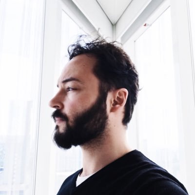 Senior Staff Product Designer at Databricks. Romanes eunt domus.