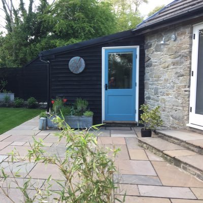 Luxury romantic self catering cottage. Perfect for visiting Herefordshire, Shropshire and Wales.