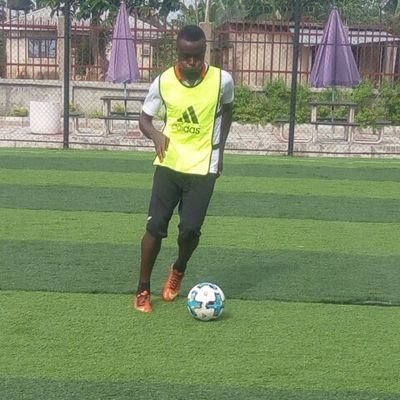am Agoh James a professional footballer from Nigeria Bayelsa state. who plays at Bayelsa united FC as a free player dat can leave anytime If a bigger offer coms